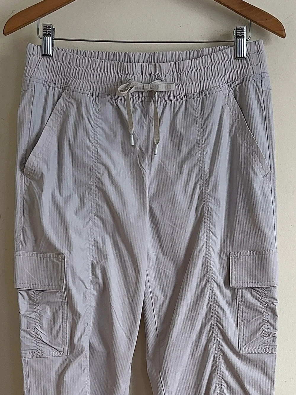 Eddie Bauer Sonoma Breeze Cargo Jogger Pants Women’s Small S NWT Beige